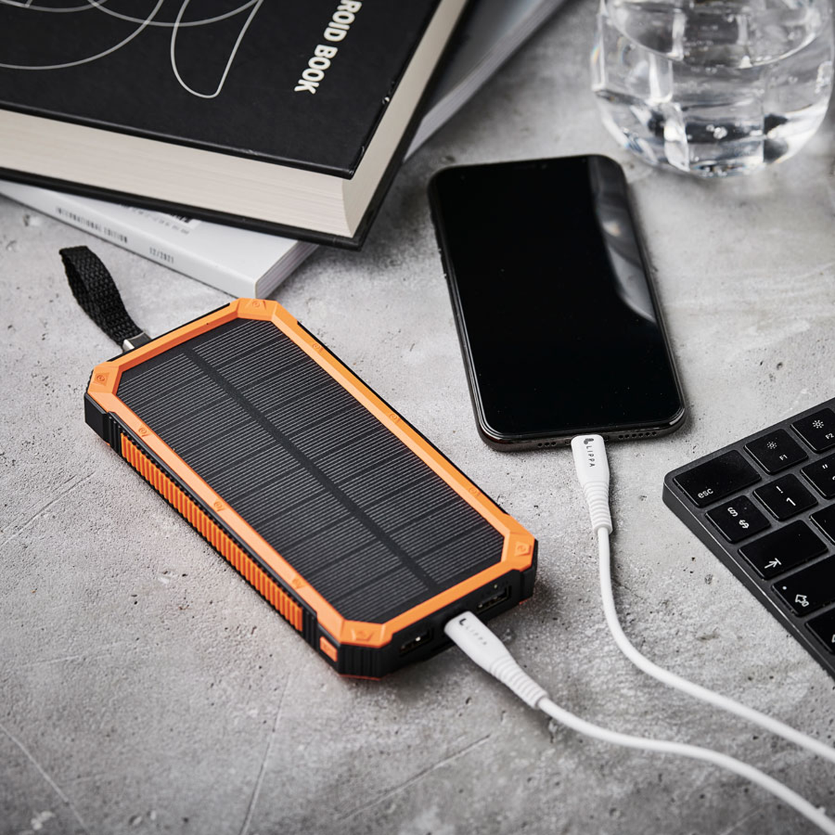 Lippa 10.000 mAh Solcelle Powerbank, 2 x USB-A Output, LPPB10000SP