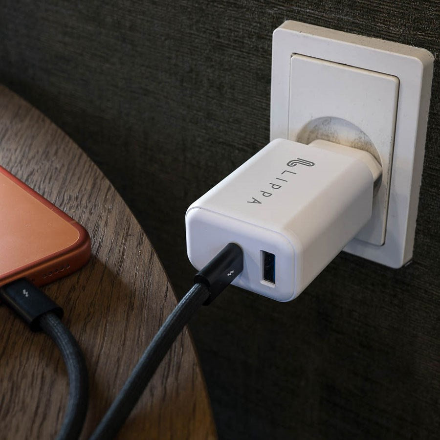 Lippa 65W USB-C PD & USB-A QC GaN oplader, Hvid – LPWC65W – produktbillede 3